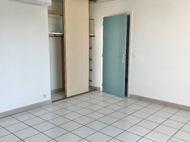 APPARTEMENT T4 157 m² env. 3 chambres en centre ville