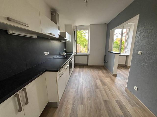 APPARTEMENT T4 TERRASSE ET JARDIN