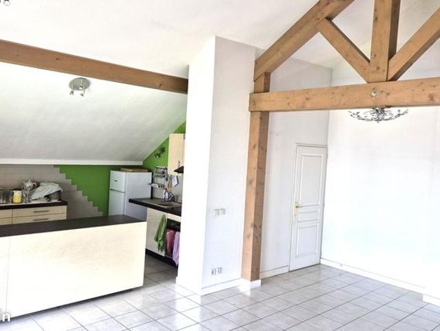 Appartement T4 terrasse plein sud | Résidence sécurisée Scionzier proximitée autoroute