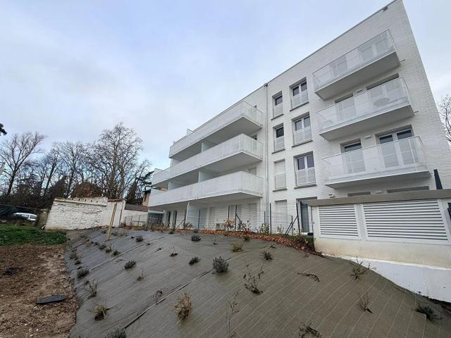 Appartement T4 TOULOUSE 97m² place de l'ORMEAU avec jardin