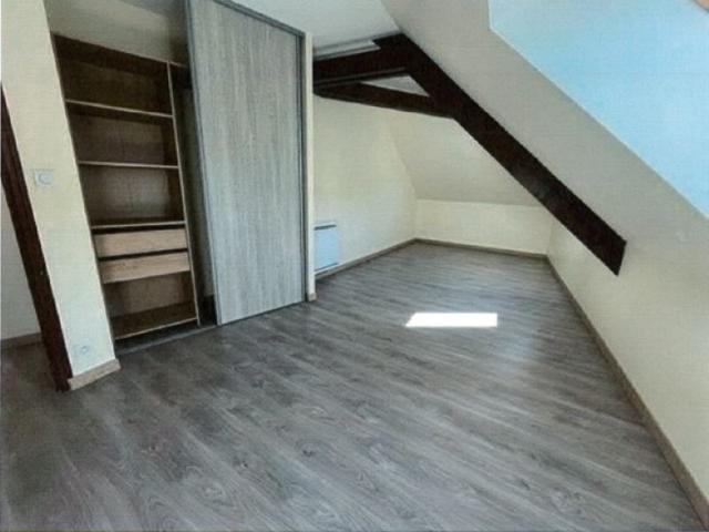 Appartement T4 TOUQUIN à louer