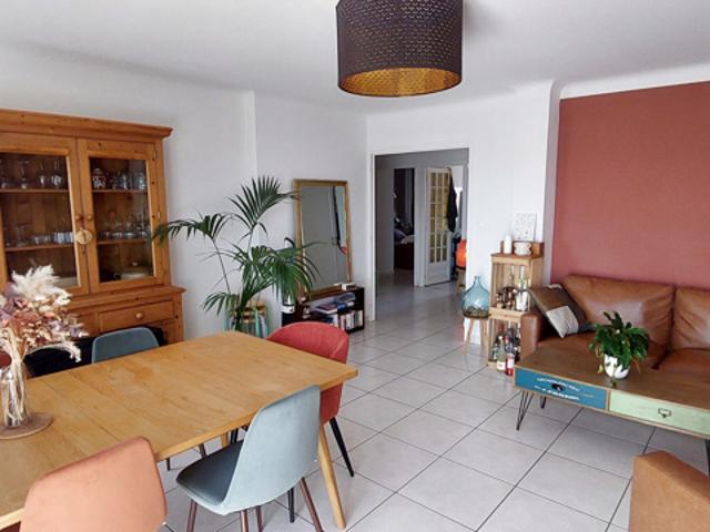 APPARTEMENT T4 TRAVERSANT 82 m2 VUE CANIGOU & FAIBLES CH