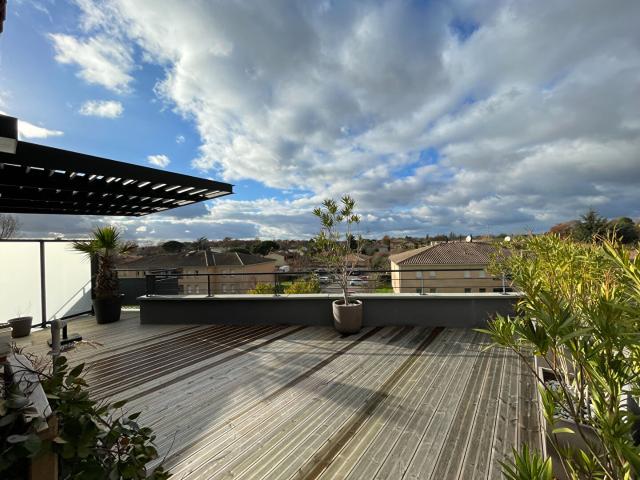 Appartement T4 Villa sur le toit' avec terrasse plein ciel 43 m2