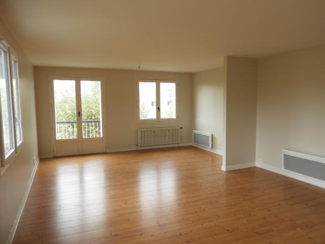 APPARTEMENT T4 VUE CATHEDRALE
