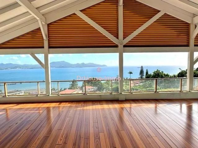 Appartement T4 vue mer Dernier étage avec grande terrasse Prestations haut de gamme