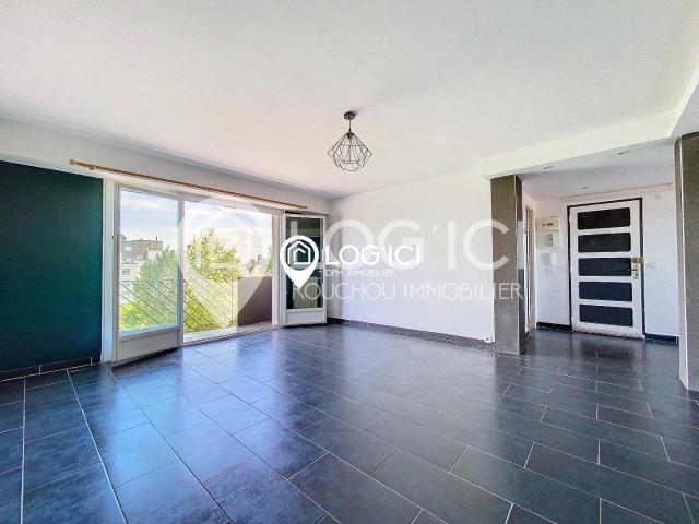 Appartement T4 à Lons, vide, 3 chambres, parking