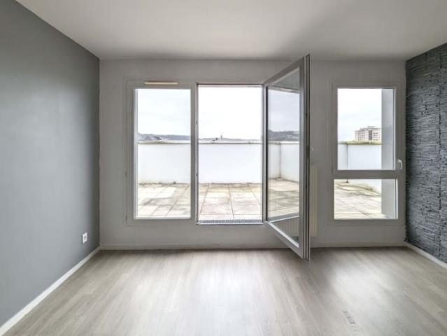 Appartement T4 à louer à Rouen Rive Gauche