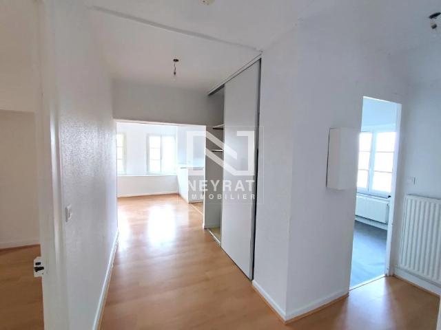 APPARTEMENT T4 A LOUER CHALON SUR SAONE 98.45 m2 896 € charges comprises par mois: Immobilier CHALON SUR SAONE | Neyrat Immobilier