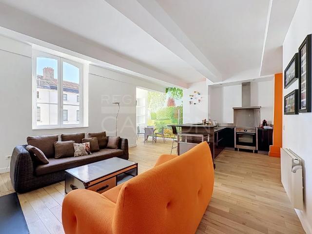 APPARTEMENT T4 A LOUER LYON 1ER ARRONDISSEMENT 100.12 m 2 1 720 €