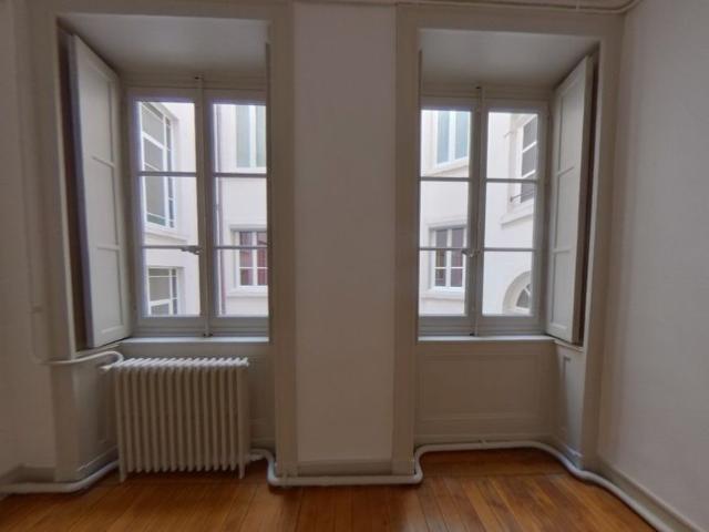 APPARTEMENT T4 A LOUER