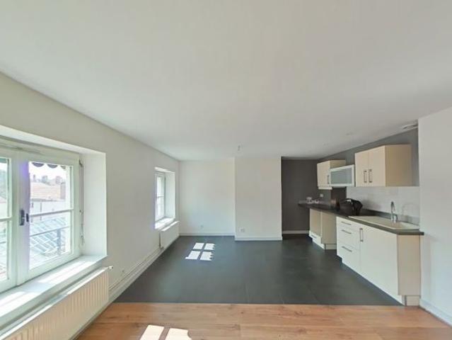 APPARTEMENT T4 A LOUER