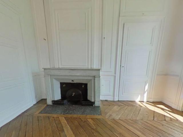 APPARTEMENT T4 A LOUER