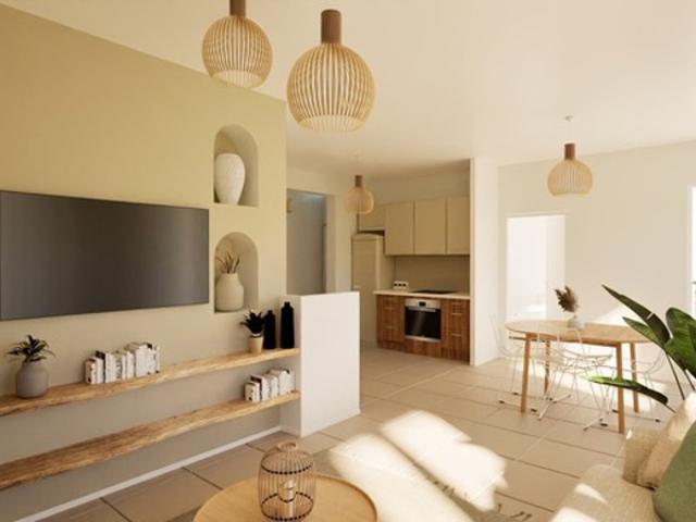 Appartement T4 à proximité immédiate du village des Pennes M