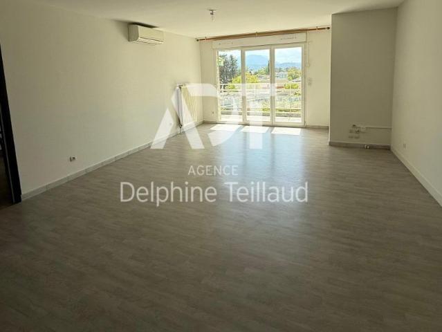 Appartement T4 à ST MARTIN D HERES