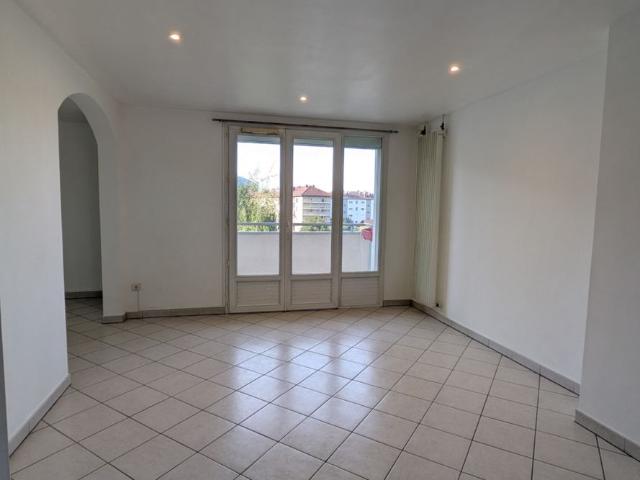 APPARTEMENT T4 ANNECY 1412EUR