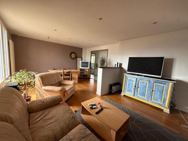 Appartement T4 avec balcon et cave Seyssinet Pariset