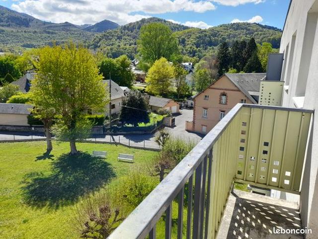 Appartement T4 avec balcon, garage et cave