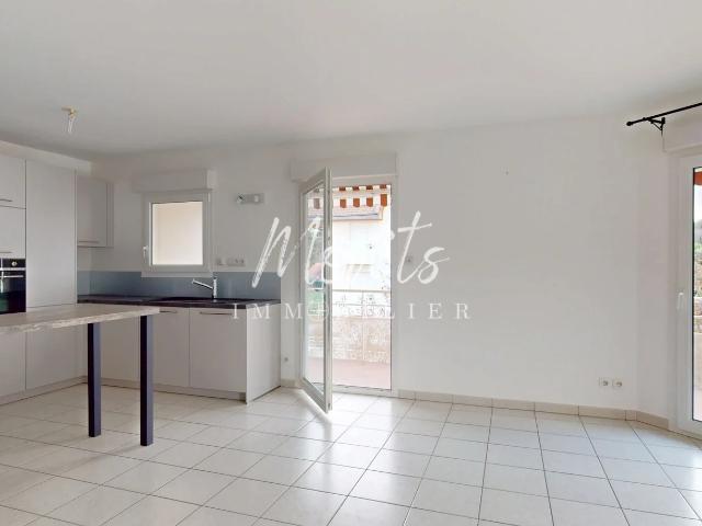 Valleiry Superbe Appartement T4 avec terrasse de 25 m2, garage et cave