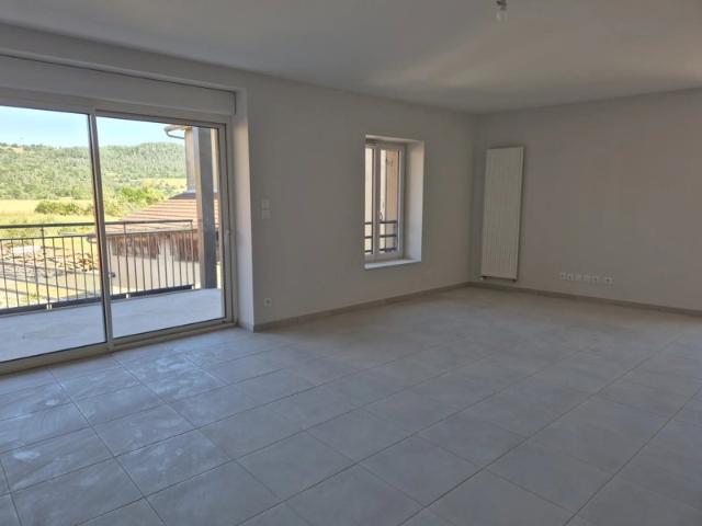 APPARTEMENT T4 TRAVERSANT NEUF + GARAGE