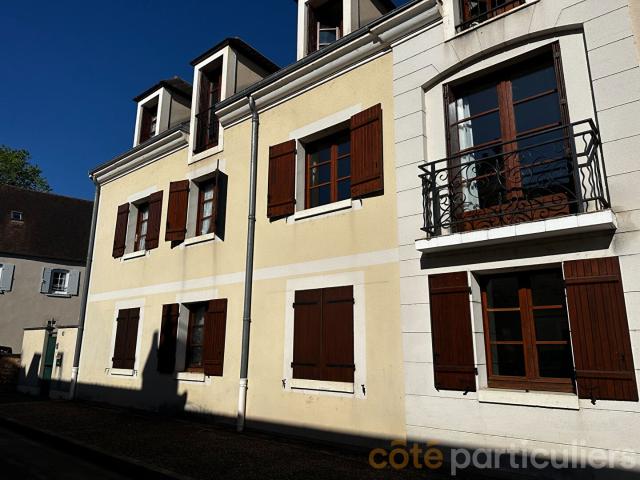 Appartement T4 avec garage hyper centre 139m² Saint Amand Montrond