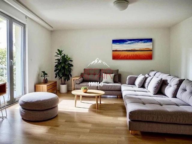 Appartement T4 avec jardin, dans maison composée de 3 logements