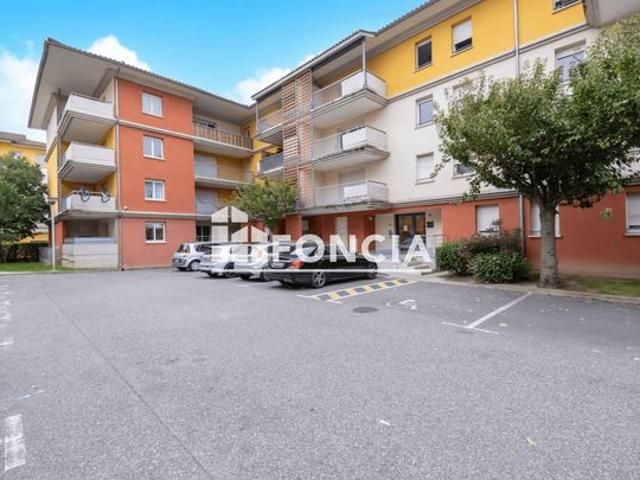 Appartement T4 avec parking en sous sol et aérien