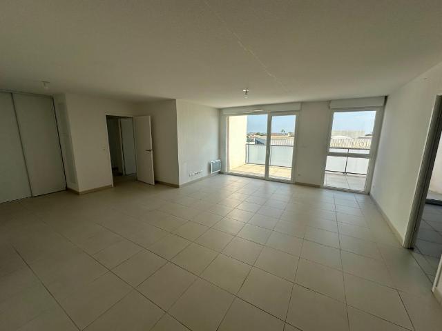 APPARTEMENT T4 AVEC TERRASSE AGDE