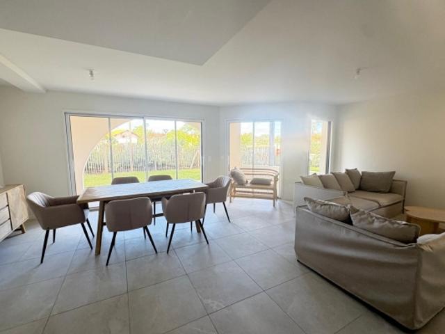 Appartement T4 avec terrasse et jardin