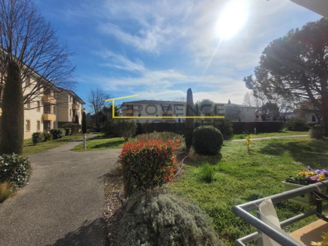 Appartement T4 avec 2 places de parking à vendre dans réside
