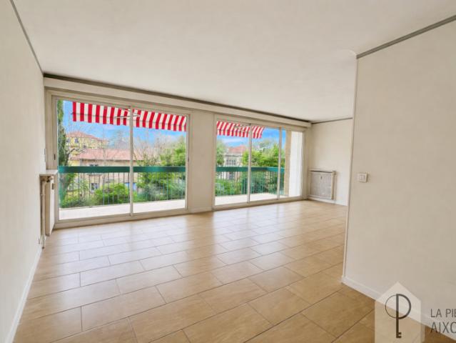 Appartement T4 avec terrasse avenue Saint Jérôme