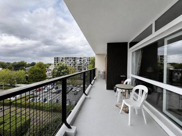 Appartement T4 Balcon – Garage – Parking