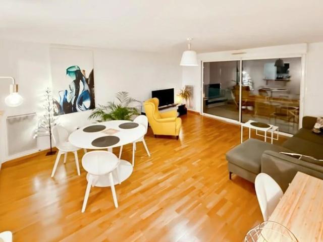 APPARTEMENT T4 BUSCA MEUBLE