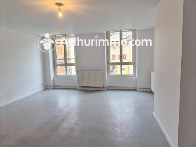 Appartement T4 + Cave CENTRE SAINT FORGEUX