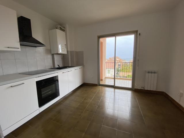 APPARTEMENT T4 CENTRE SOLENZARA