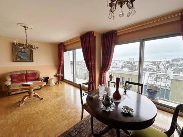 APPARTEMENT T4 Centre ville