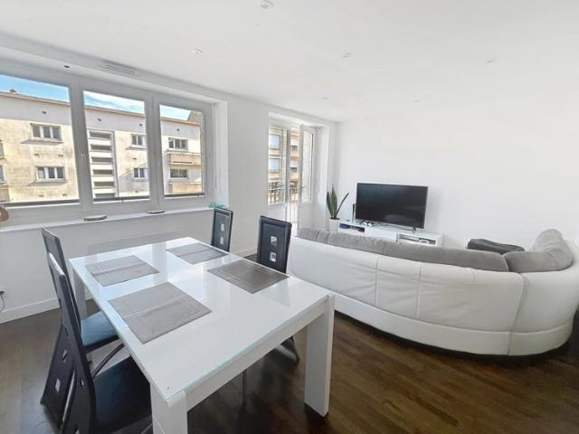 Appartement T4 refait à neuf en centre ville