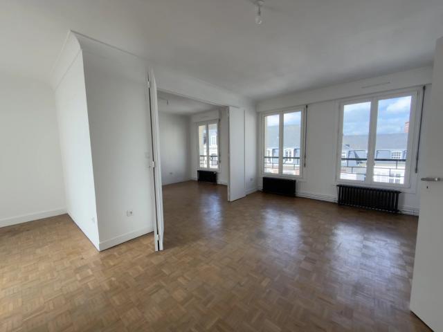 APPARTEMENT T4 CENTRE VILLE AMIENS