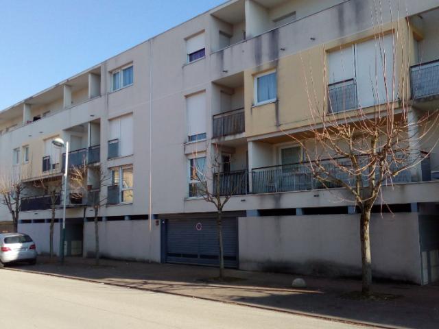Appartement T4 CHATENOY LE ROYAL avec balcon