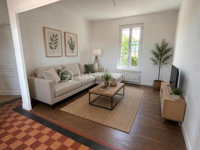 Appartement T4 dans maison de ville