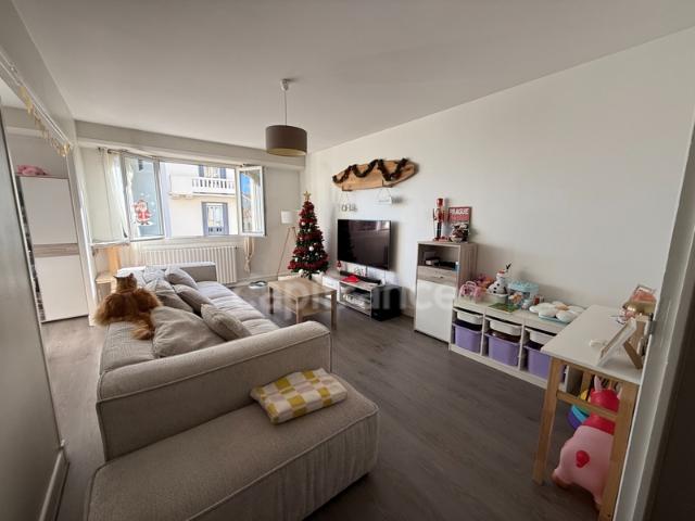 Appartement T4 dans résidence avec ascenseur