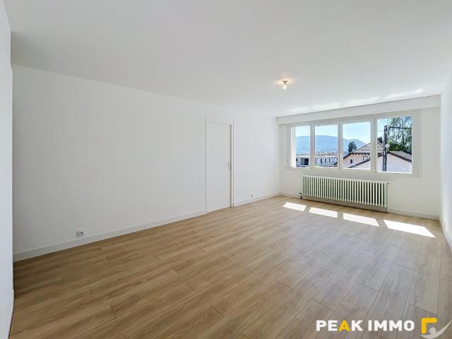 APPARTEMENT T4 DE 62.32M2