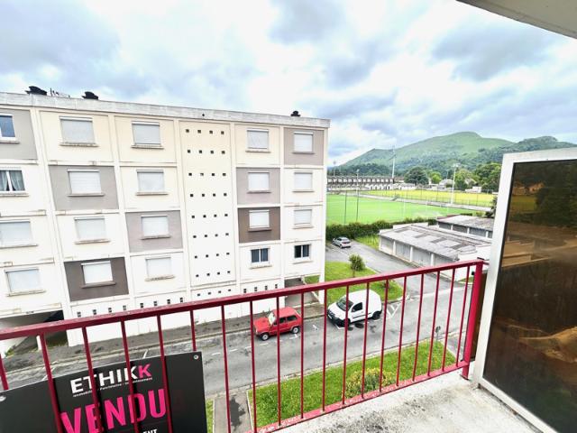 Appartement T4 de 65,81 m2 avec cave, garage, spécial inves
