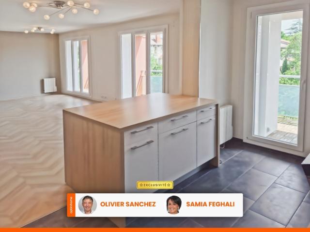 Appartement T4 de 77 m² avec balcon, cave et 2 stationnements privatifs sécurisés – DPE C Secteur Cézeaux / Clermont Ferrand