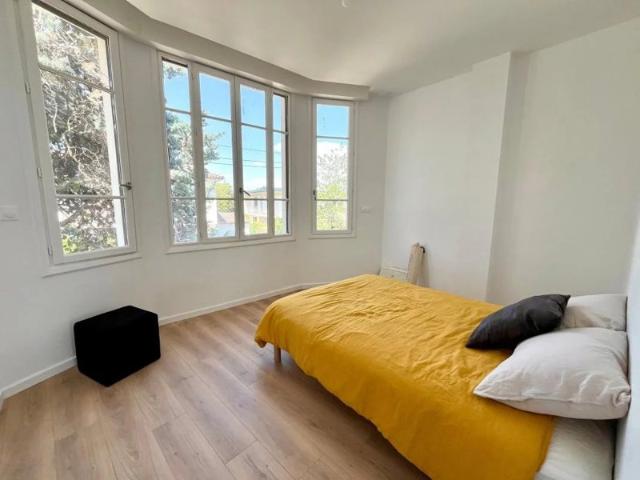 Roseraie grand T4 avec garage, terrasse et jardin