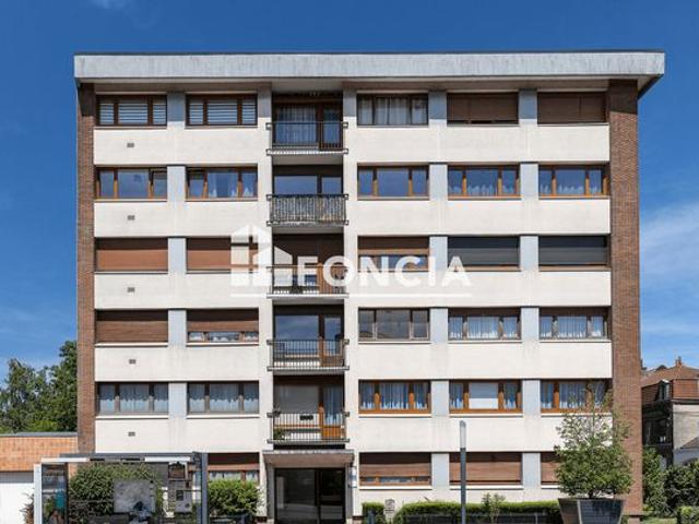 Appartement T4 de 79 m2 avec garage et cave