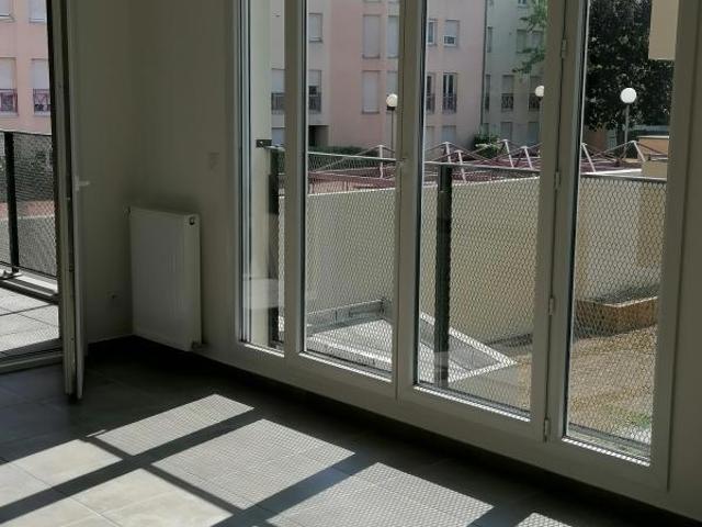 Appartement T4 de 80,69 m2 à Vénissieux
