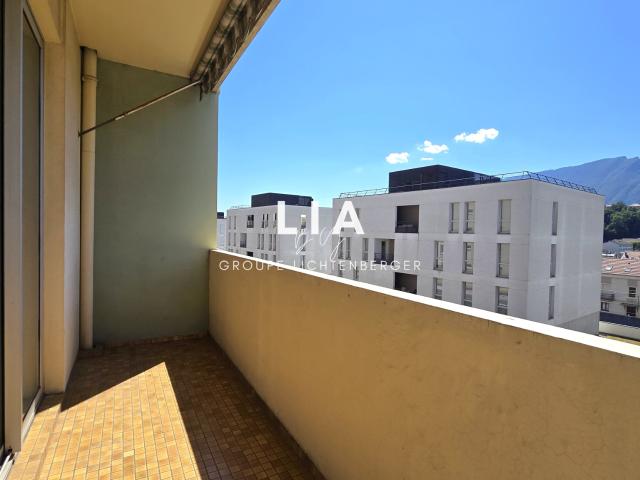 APPARTEMENT T4 DE 81M2 PARKING ET CAVE AIX LES BAINS