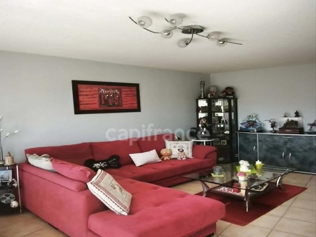 Appartement T4 de 84 m² double terrasse, garage et cave