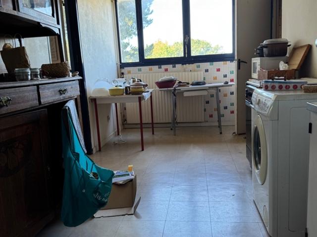Appartement T4 de 84m2 avec grand balcon terrasse