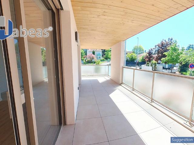 Appartement T4 de 86m² avec loggia de 26m²